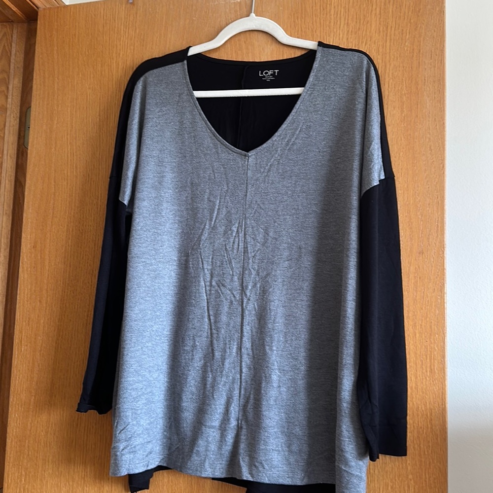 Loft outlet super soft light weight blouse